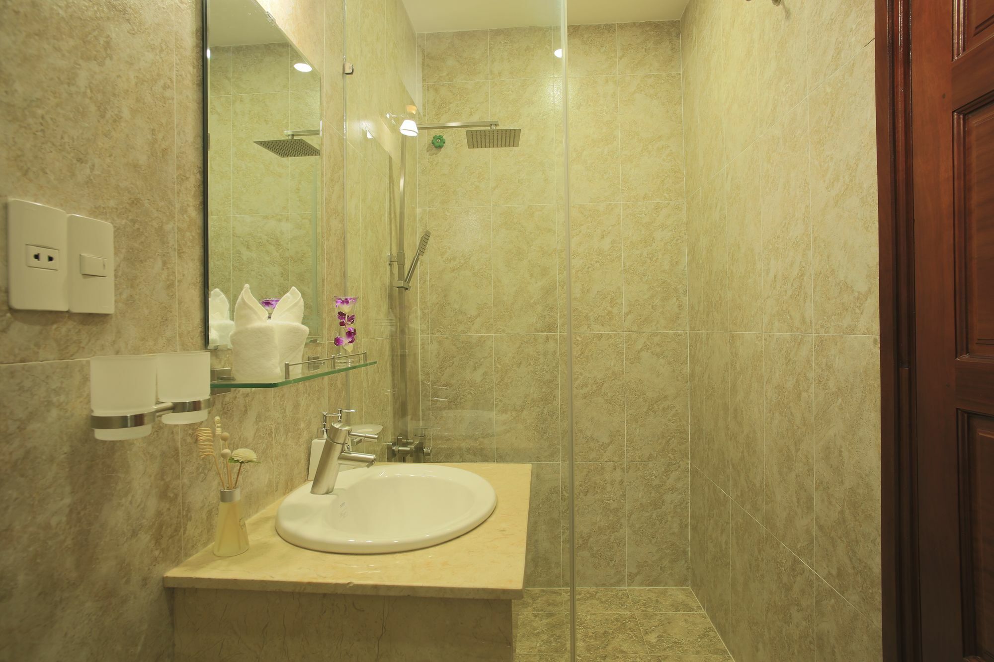Ariel Homes Boutique Hotel Da Nang Bagian luar foto